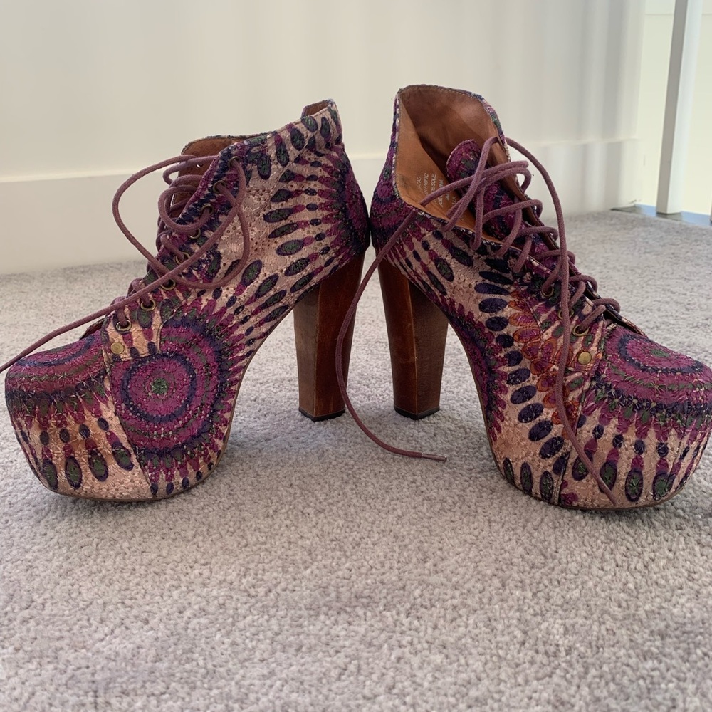 Jeffrey campbell size 9 heels